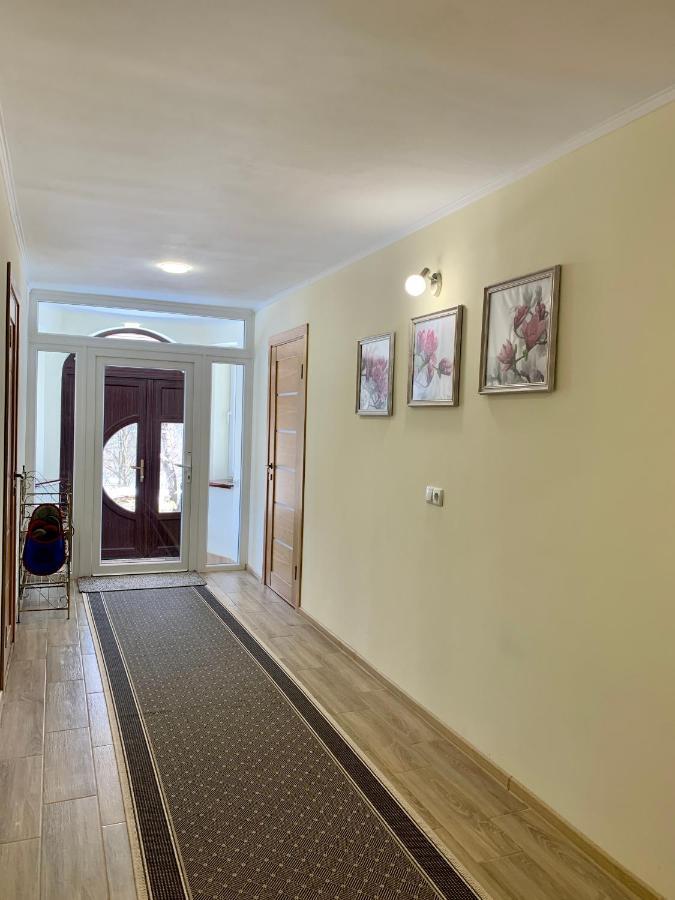 Ferienwohnung Underhill Jaremtsche Exterior foto