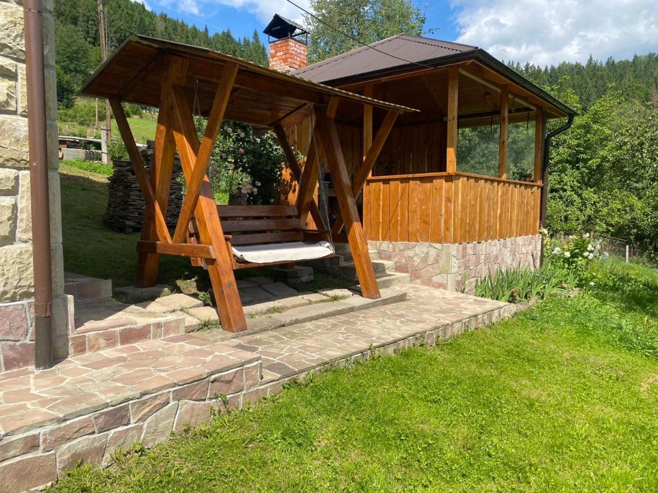 Ferienwohnung Underhill Jaremtsche Exterior foto
